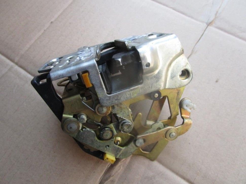 Замок двери задней правой MERCEDES-BENZ S-класс W140 (1991 - 1998) фото 1 — Разборка Мерседес