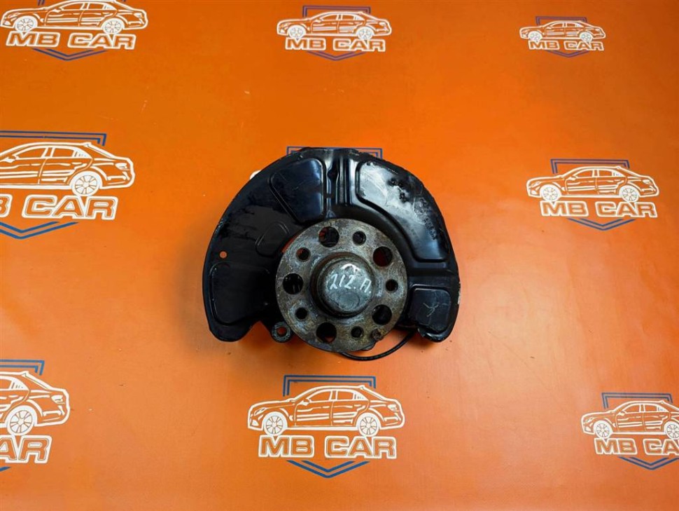 Кулак поворотный передний правый MERCEDES-BENZ E-класс W212/S212/C207/A207 рестайлинг (2013 - 2016) фото 1 — Разборка Мерседес