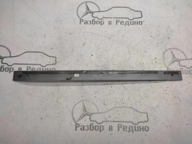 Накладка порога внутренняя MERCEDES-BENZ S-класс W221 (2005 - 2009) — Разборка Мерседес