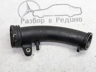 Патрубок интеркулера MERCEDES-BENZ C-класс W204/S204 (2006 - 2011) — Разборка Мерседес