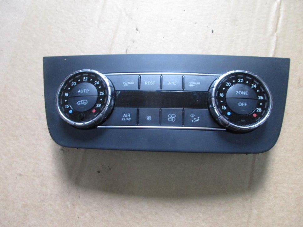 Панель управления климатом MERCEDES-BENZ M-класс W166 (2011 - 2015) фото 1 — Разборка Мерседес