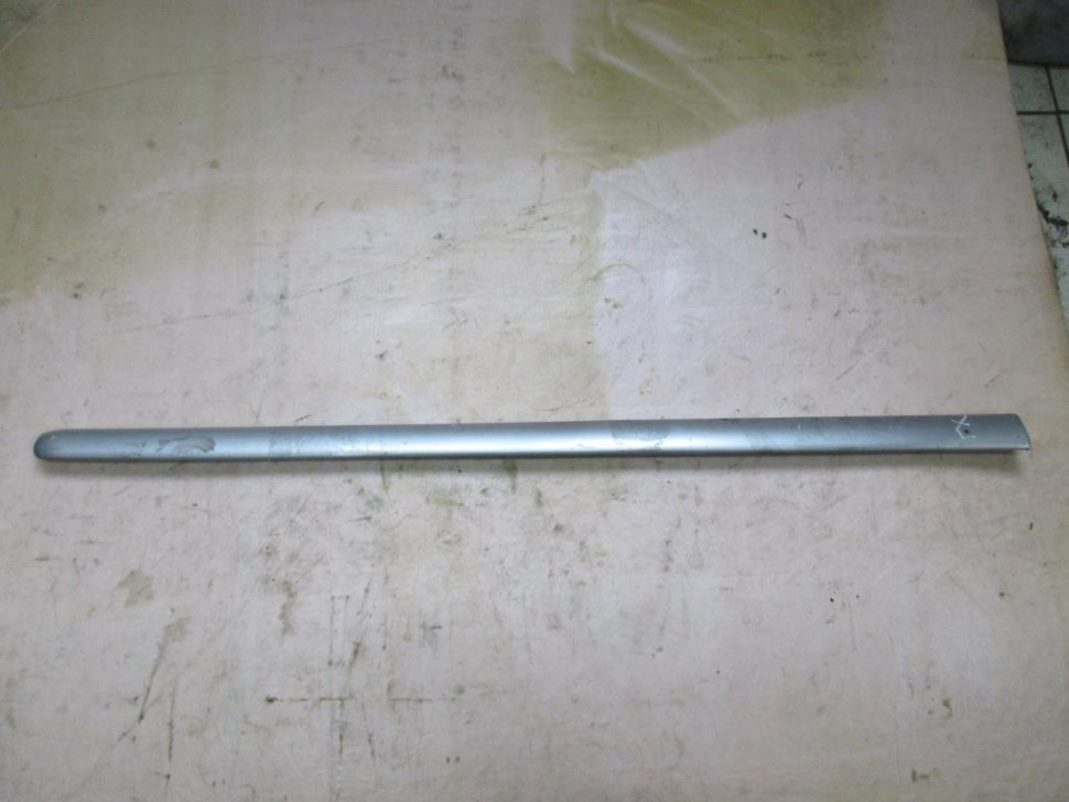 Молдинг двери MERCEDES-BENZ M-класс W163 рестайлинг (2001 - 2005) фото 1 — Разборка Мерседес