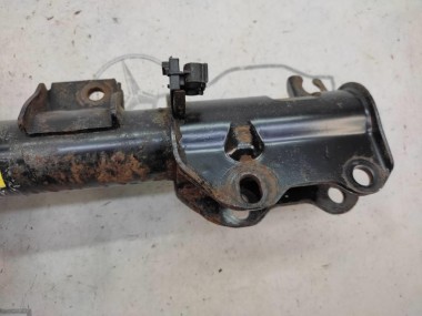 Стойка передняя MERCEDES-BENZ Vito W639 (2003 - 2010) — Разборка Мерседес