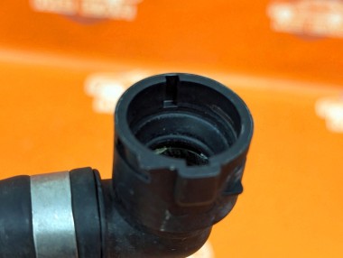 Патрубок ОЖ MERCEDES-BENZ A-класс W176 рестайлинг (2015 - 2018) — Разборка Мерседес