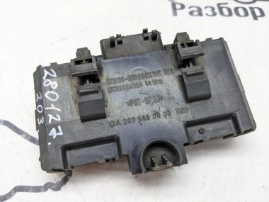 Блок предохранителей MERCEDES-BENZ C-класс W203/S203/CL203 (2000 - 2004) — Разборка Мерседес