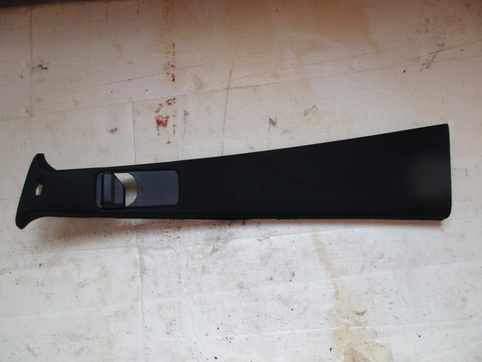 Накладка средней стойки MERCEDES-BENZ M-класс W164 (2005 - 2008) фото 1 — Разборка Мерседес