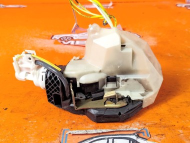 Замок двери задней левой MERCEDES-BENZ S-класс W220 рестайлинг (2002 - 2005) &mdash; Разборка Мерседес