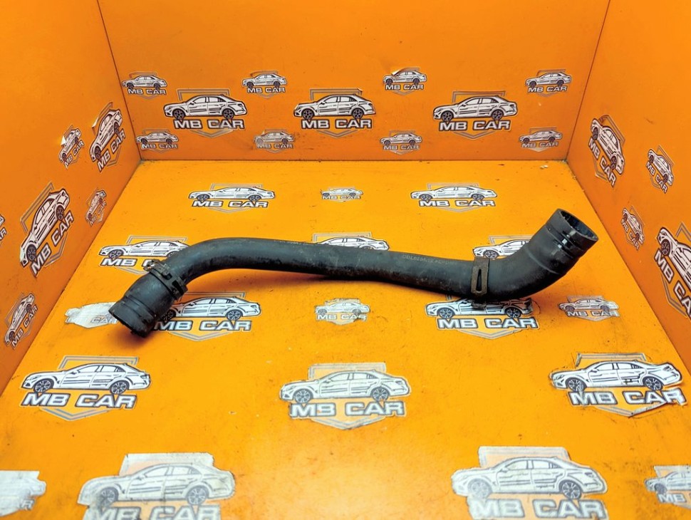 Патрубок ОЖ MERCEDES-BENZ V-класс W639 (2003 - 2014) фото 1 &mdash; Разборка Мерседес