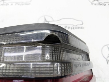 Фонарь задний левый MERCEDES-BENZ W124 W124/S124/C124/A124 (1984 - 1993) — Разборка Мерседес