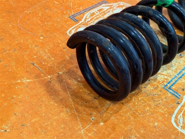 Пружина задняя MERCEDES-BENZ M-класс W164 рестайлинг (2008 - 2011) — Разборка Мерседес