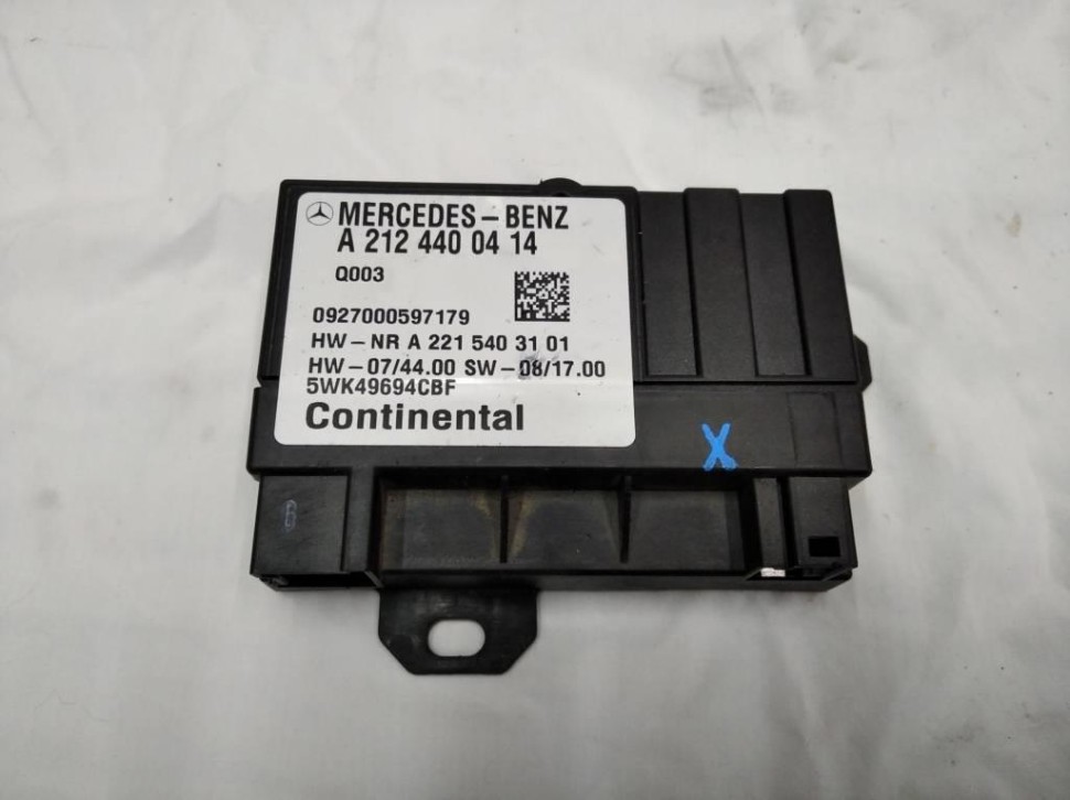 Блок топливного насоса MERCEDES-BENZ E-класс W212/S212/C207/A207 (2009 - 2013) фото 1 — Разборка Мерседес