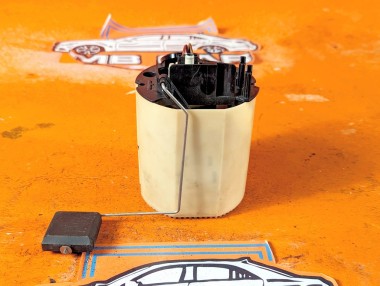 Насос топливный MERCEDES-BENZ E-класс W211/S211 (2002 - 2006) &mdash; Разборка Мерседес