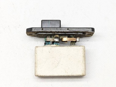 Реле моторчика печки MERCEDES-BENZ M-класс W163 (1997 - 2001) — Разборка Мерседес