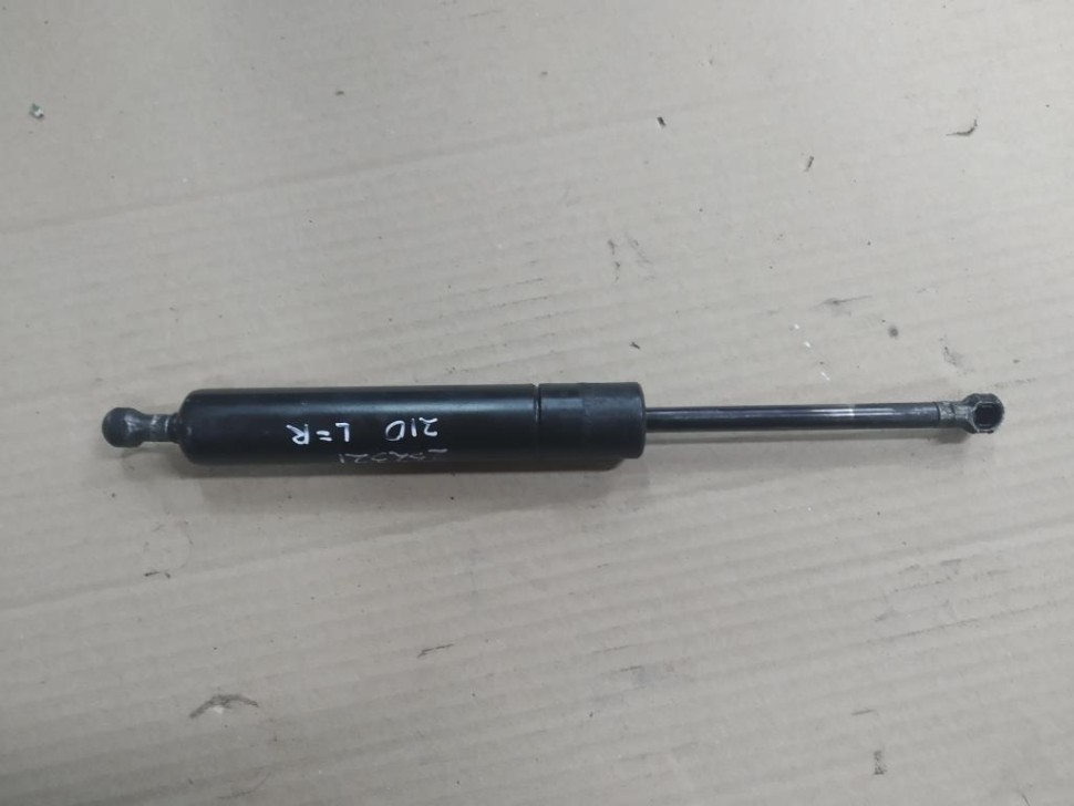 Амортизатор крышки багажника MERCEDES-BENZ E-класс W210/S210 рестайлинг (1999 - 2003) фото 1 — Разборка Мерседес