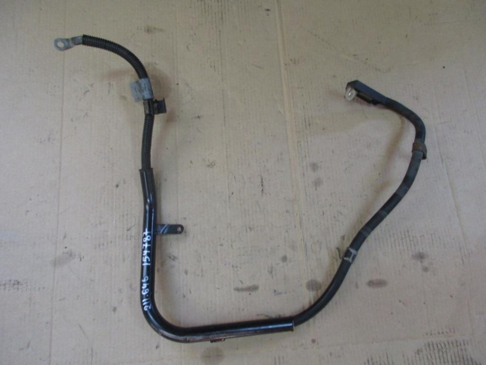 Провод генератора MERCEDES-BENZ E-класс W211/S211 (2002 - 2006) фото 1 — Разборка Мерседес