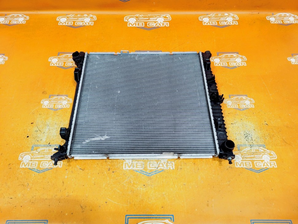 Радиатор MERCEDES-BENZ GLE-класс W166 (2015 - 2018) фото 1 — Разборка Мерседес