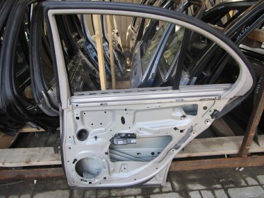 Дверь задняя правая MERCEDES-BENZ E-класс W211/S211 (2002 - 2006) — Разборка Мерседес