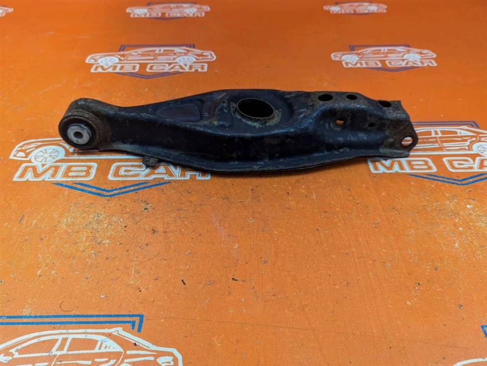 Рычаг задней стойки (лодка) MERCEDES-BENZ C-класс W203/S203/CL203 (2000 - 2004) фото 1 — Разборка Мерседес