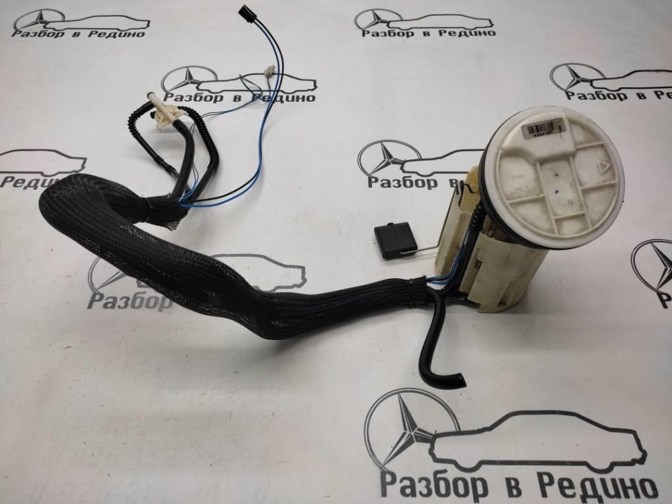 Насос топливный MERCEDES-BENZ C-класс W203/S203/CL203 (2000 - 2004) фото 1 — Разборка Мерседес