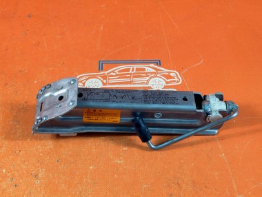 Домкрат MERCEDES-BENZ C-класс W204/S204 (2006 - 2011) — Разборка Мерседес