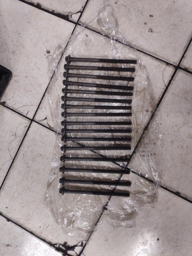 Болт ГБЦ MERCEDES-BENZ C-класс W204/S204 (2006 - 2011) — Разборка Мерседес