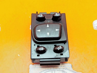 Кнопка регулировки зеркал MERCEDES-BENZ S-класс W220 (1998 - 2005) — Разборка Мерседес