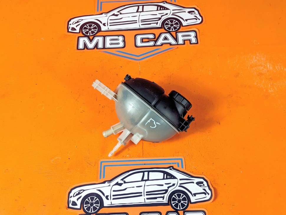 Бачок расширительный MERCEDES-BENZ C-класс W204/S204/С204 рестайлинг (2011 - 2015) фото 1 &mdash; Разборка Мерседес