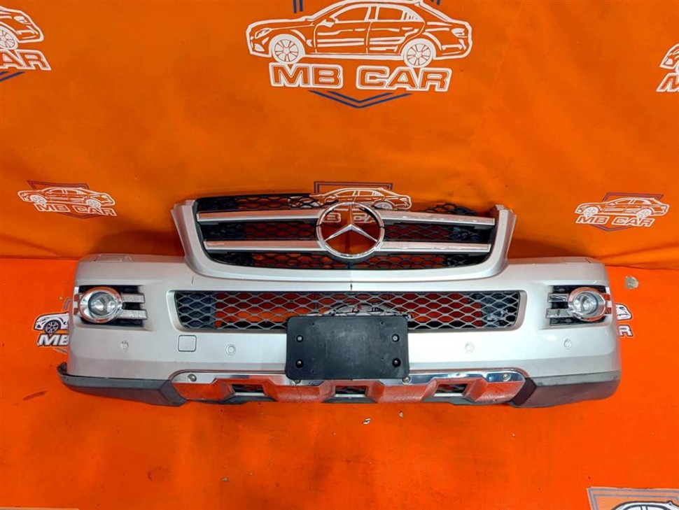 Бампер передний MERCEDES-BENZ GL-класс X164 (2006 - 2009) фото 1 — Разборка Мерседес