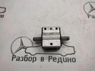 Опора КПП MERCEDES-BENZ E-класс W212/S212/C207/A207 (2009 - 2013) — Разборка Мерседес