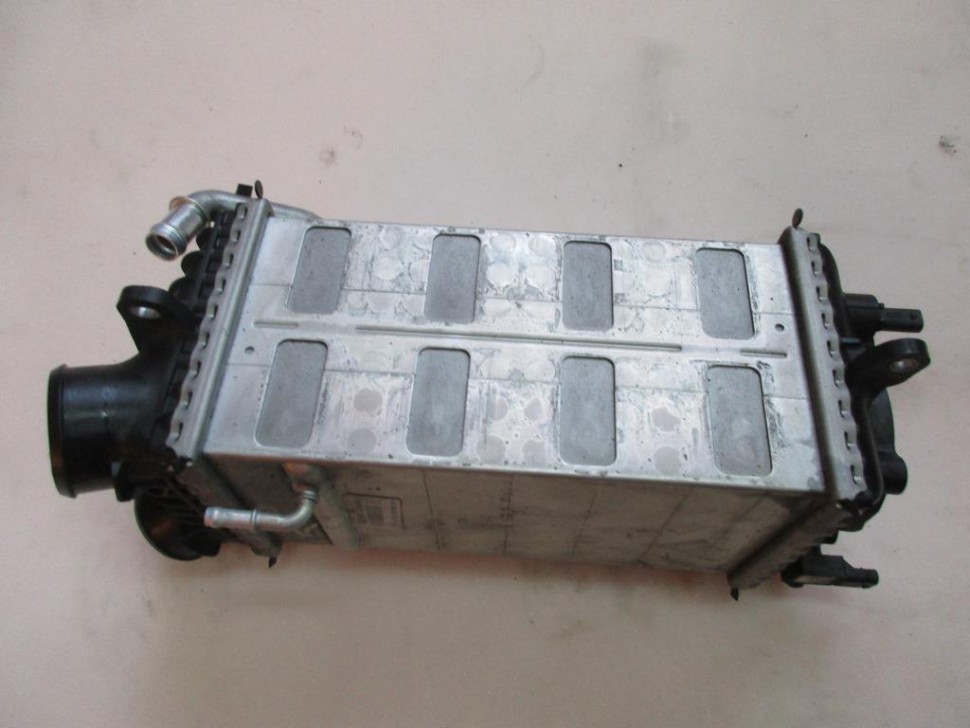 Интеркулер MERCEDES-BENZ M-класс AMG W166 (2011 - 2015) фото 1 — Разборка Мерседес