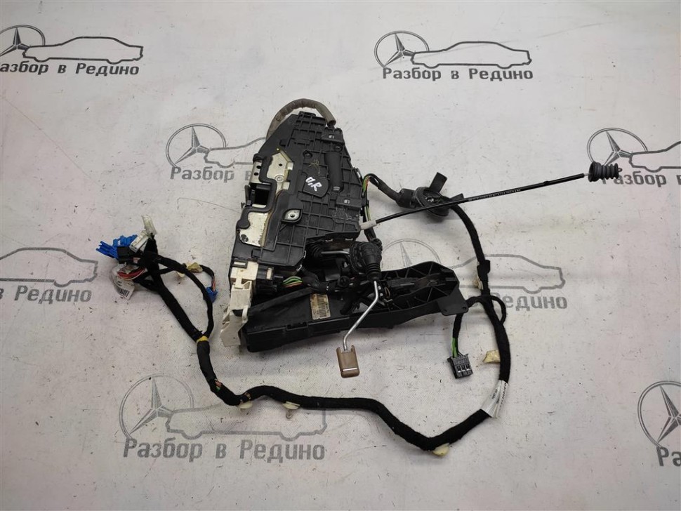 Замок двери передней правой MERCEDES-BENZ S-класс W221 (2005 - 2009) фото 1 — Разборка Мерседес