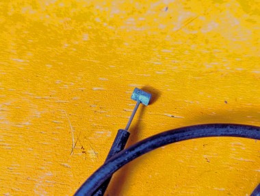 Трос капота MERCEDES-BENZ M-класс W163 (1997 - 2001) &mdash; Разборка Мерседес