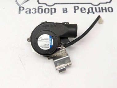 Моторчик охлаждения ЭБУ MERCEDES-BENZ S-класс W221 (2005 - 2009) — Разборка Мерседес