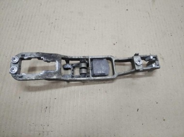 Ответная часть замка двери MERCEDES-BENZ E-класс W124/S124/C124/A124 (1984 - 1997) — Разборка Мерседес