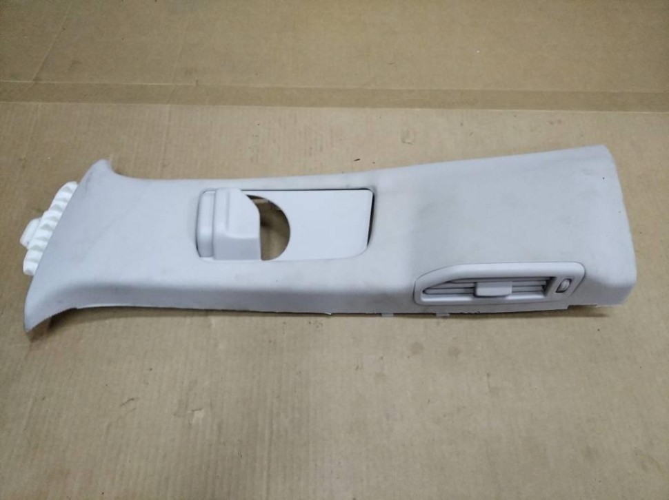 Накладка средней стойки MERCEDES-BENZ GLE-класс AMG W166 (2015 - 2019) фото 1 — Разборка Мерседес