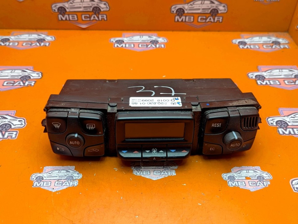 Панель управления климатом MERCEDES-BENZ S-класс W220 (1998 - 2005) фото 1 — Разборка Мерседес