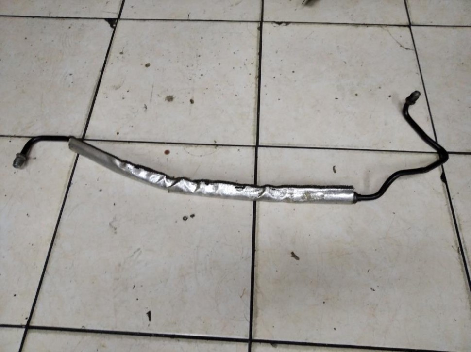 Трубка гидроподвески MERCEDES-BENZ S-класс W220 (1998 - 2005) фото 1 &mdash; Разборка Мерседес