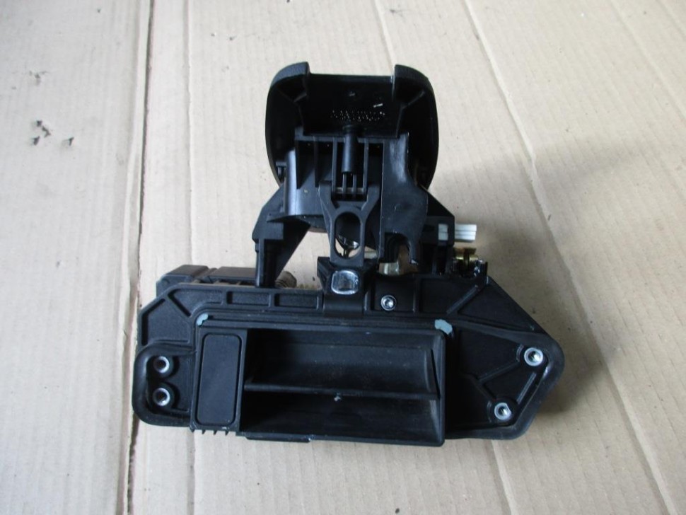 Ручка открытия багажника MERCEDES-BENZ E-класс W211/S211 (2002 - 2006) фото 1 — Разборка Мерседес