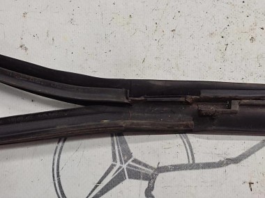 Уплотнитель крыши MERCEDES-BENZ S-класс W220 рестайлинг (2002 - 2005) — Разборка Мерседес