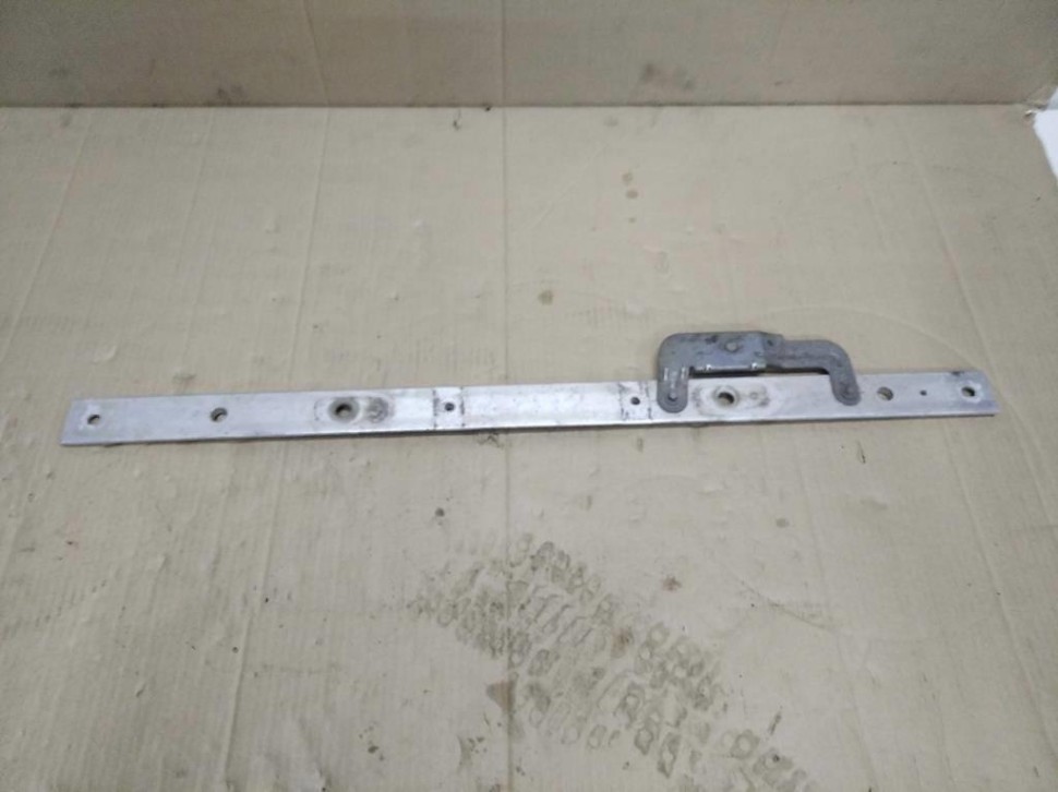 Усилитель пола MERCEDES-BENZ C-класс AMG W205/S205/C205/A205 (2014 - 2018) фото 1 — Разборка Мерседес