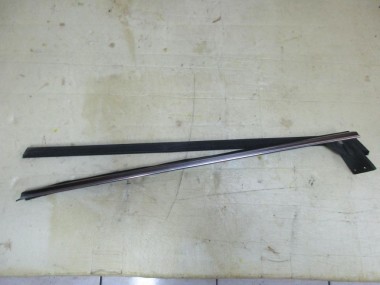 Молдинг стекла двери MERCEDES-BENZ CLK-класс C209/W209 (2002 - 2005) — Разборка Мерседес