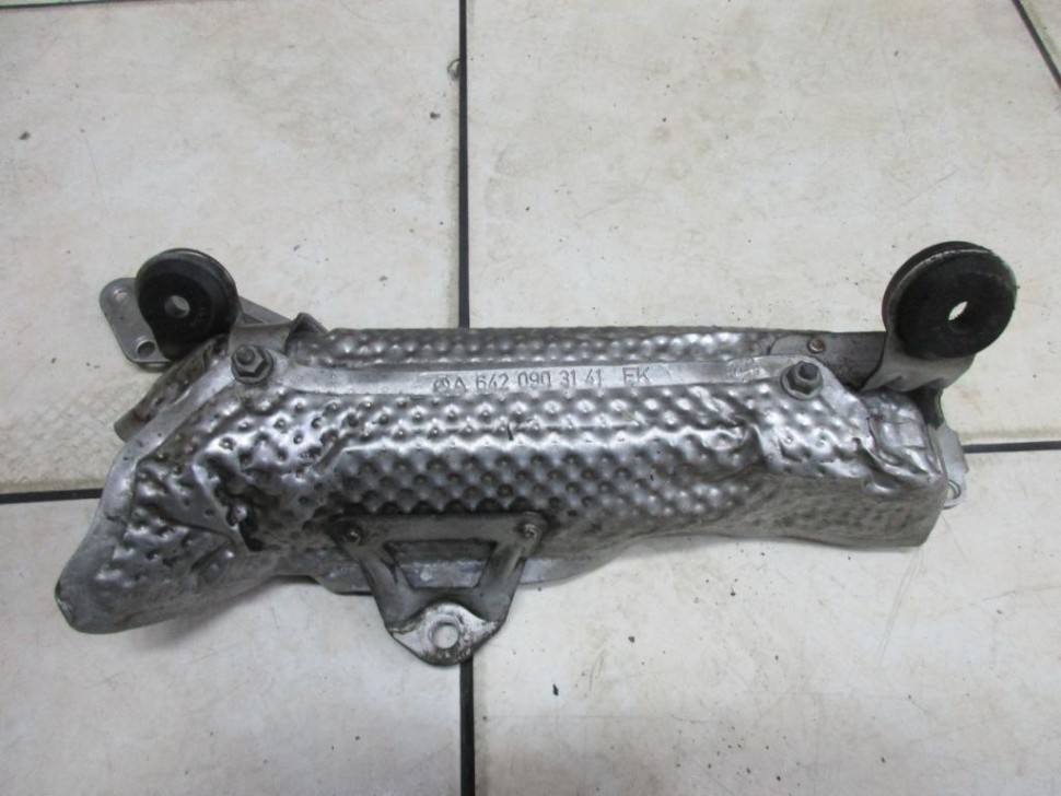 Защитный экран MERCEDES-BENZ M-класс W166 (2011 - 2015) фото 1 — Разборка Мерседес