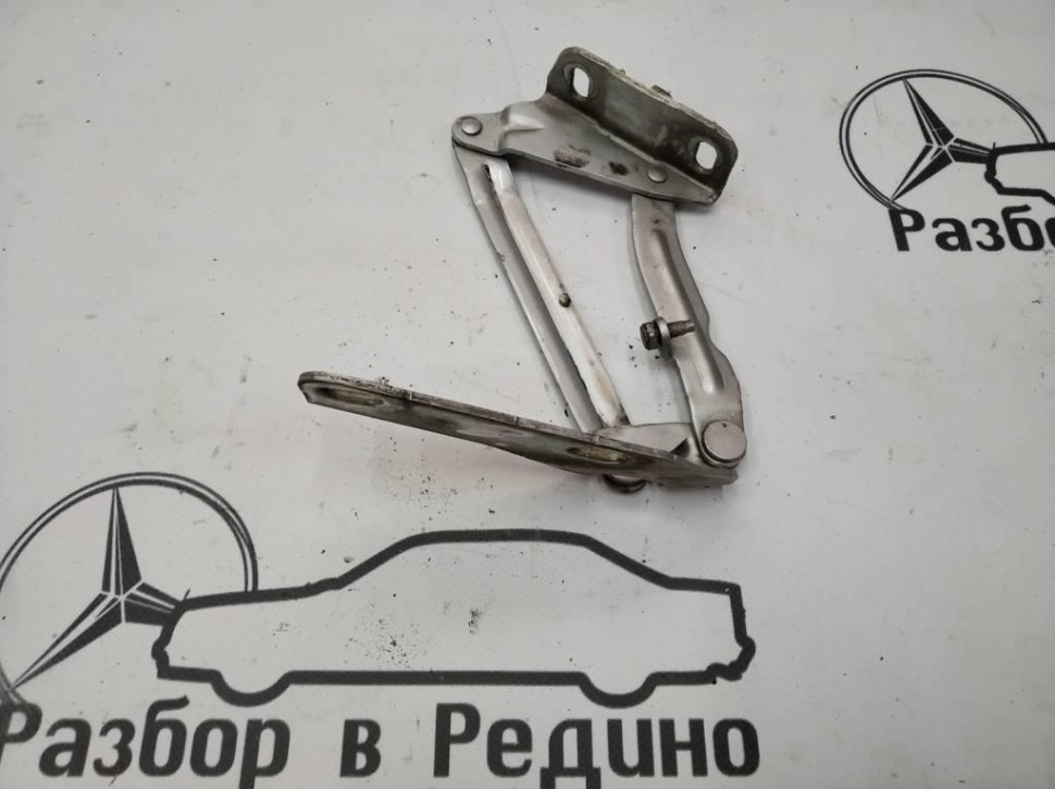 Петля капота MERCEDES-BENZ Sprinter W906 (2006 - 2019) фото 1 — Разборка Мерседес