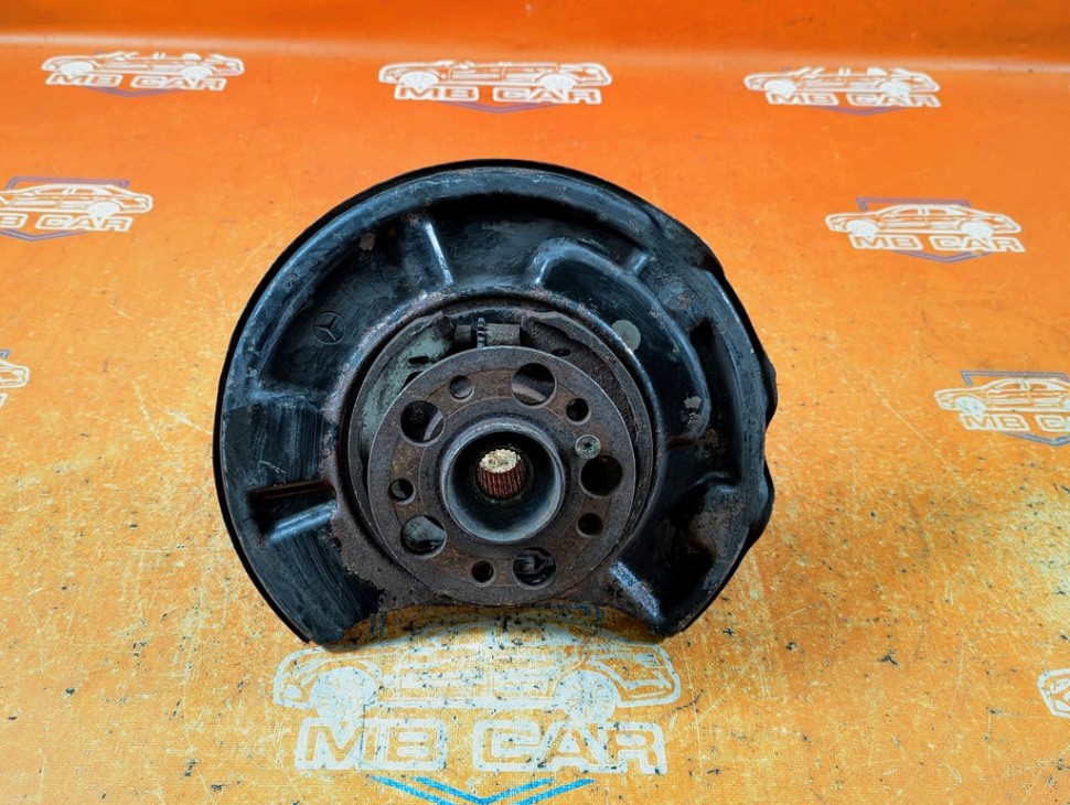 Кулак подвески задний левый MERCEDES-BENZ E-класс W211/S211 (2002 - 2006) фото 1 &mdash; Разборка Мерседес