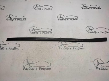 Молдинг лобового стекла MERCEDES-BENZ R-класс W251 (2005 - 2007) — Разборка Мерседес