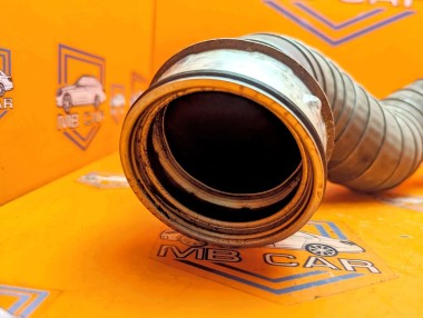 Патрубок интеркулера MERCEDES-BENZ E-класс W211/S211 рестайлинг (2006 - 2009) E 200 1.8 AT (184 л.с.) &mdash; Разборка Мерседес