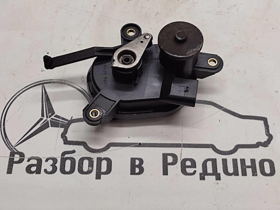 Сервопривод заслонок MERCEDES-BENZ C-класс W203/S203/CL203 (2000 - 2004) фото 1 — Разборка Мерседес