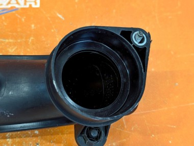 Патрубок воздушный MERCEDES-BENZ E-класс W213/S213/C238/A238 (2016 - 2021) — Разборка Мерседес