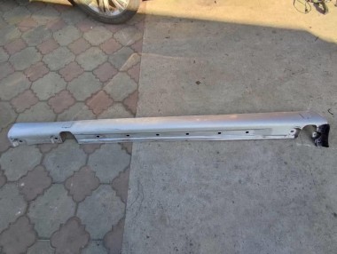 Порог пластиковый левый MERCEDES-BENZ S-класс W220 рестайлинг (2002 - 2005) — Разборка Мерседес