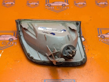 Поворотник правый MERCEDES-BENZ E-класс W124/S124/C124/A124 (1984 - 1997) E 300 CDI 3.0 AT (136 л.с.) &mdash; Разборка Мерседес